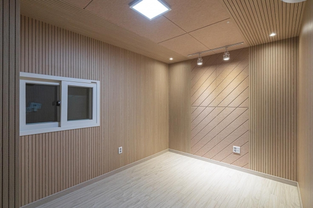 SMC 신중동역 1호점